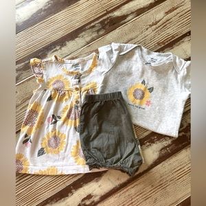 24 month Carter’s girl set